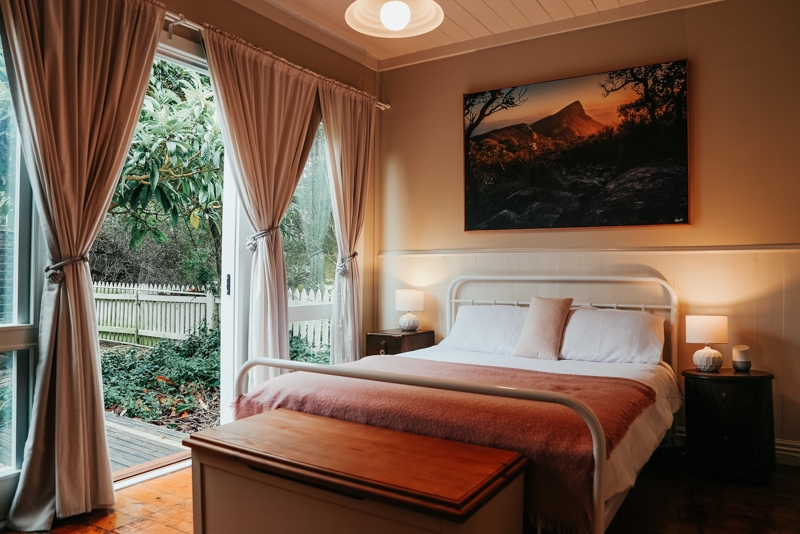 Dunkeld Secret Garden & Grampians Peaks Trail End