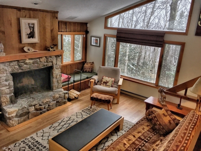 Mountain cabin with views, privacy, and more.