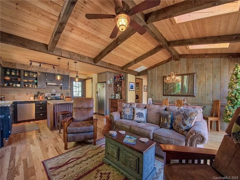 Buck Mountain Retreat - 10 minute drive to skiing