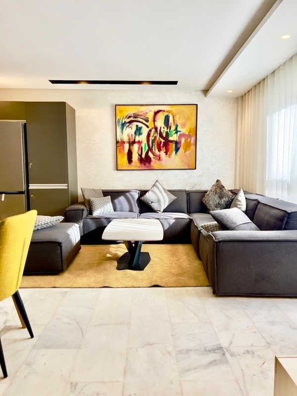 Exquisite in prime location, near top attractions