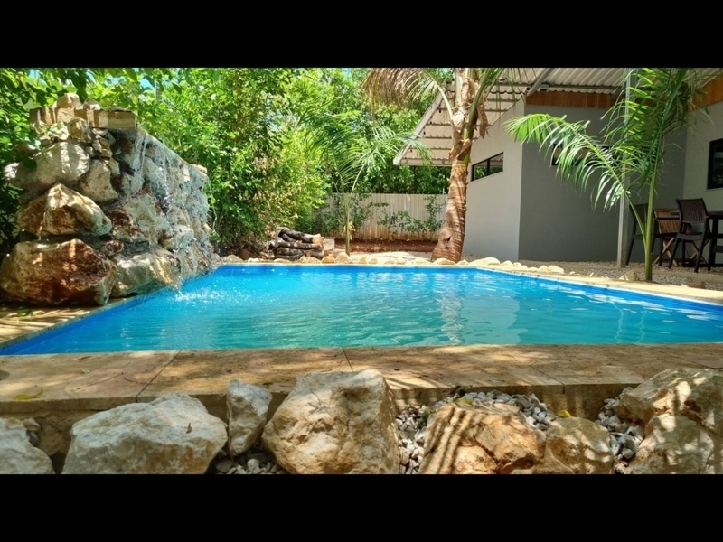 Tamarindo home with deep plunge pool & waterfall