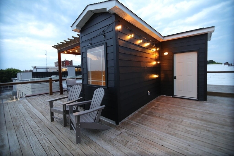 Rooftop Loft located in DT family friendly