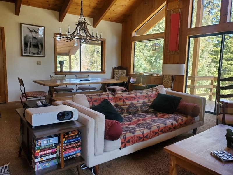 Sequoia National Forest Retreat – 3BR Nature Cabin