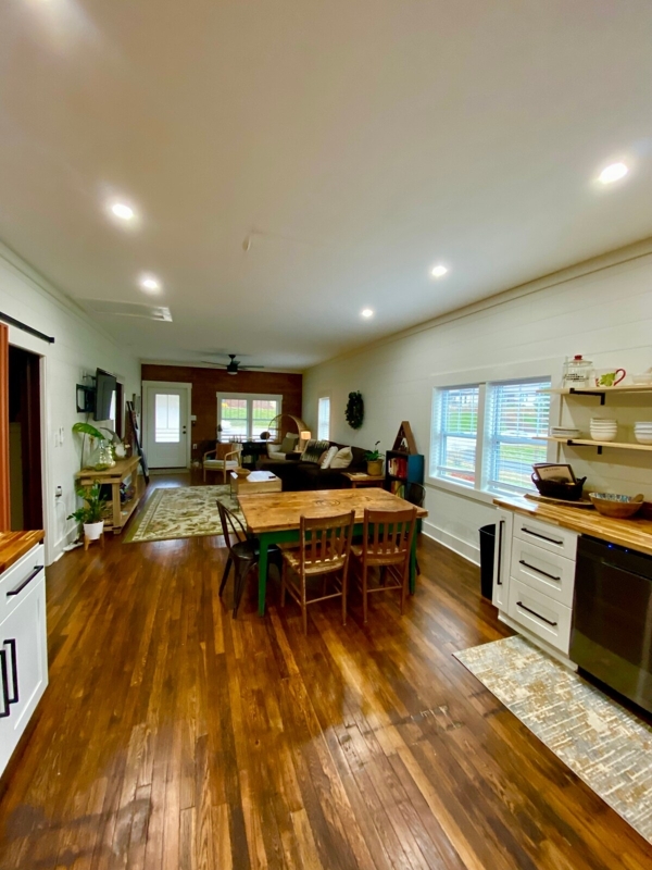 Listing photo