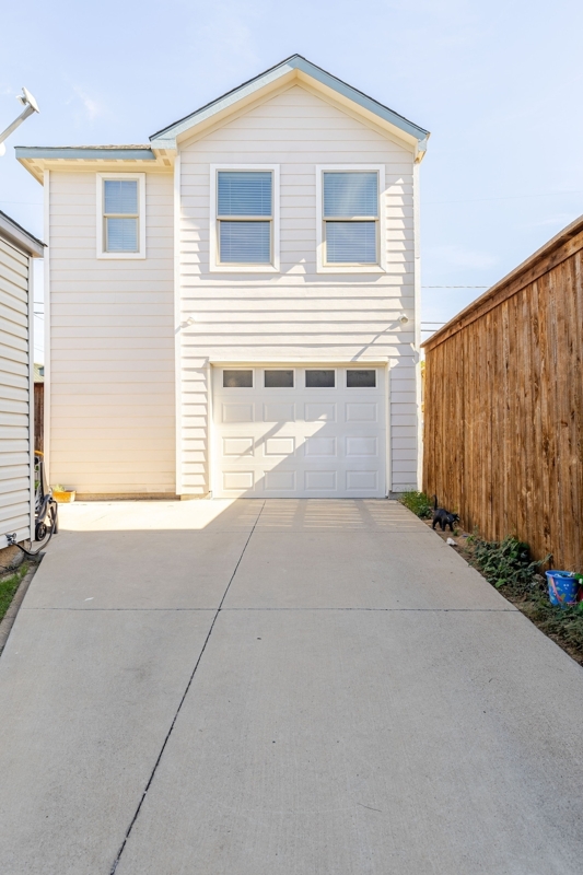 Listing photo