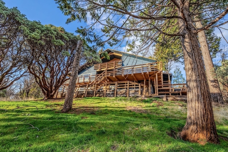 River Haus Sequoia | Views+KingBeds+HotTub+Modern