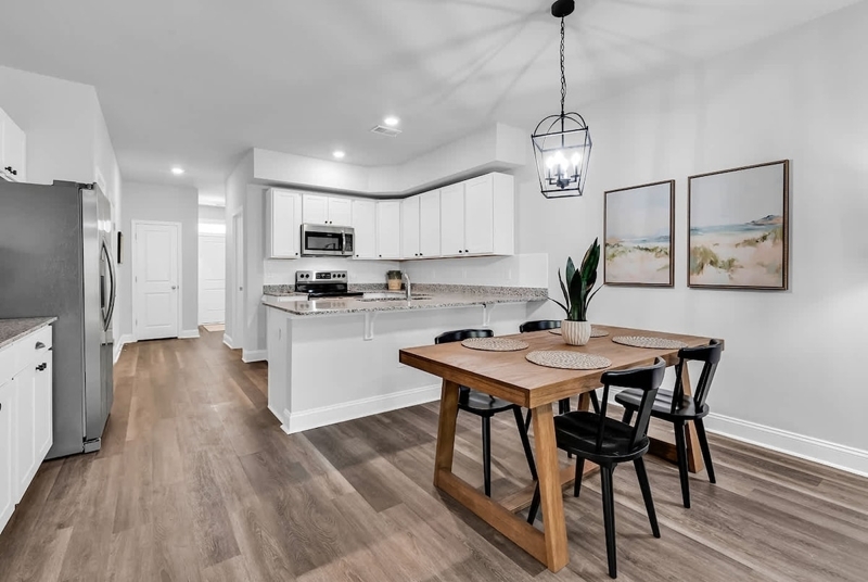 5/10 Mins to Beach/Golf- 3BR with King Bed