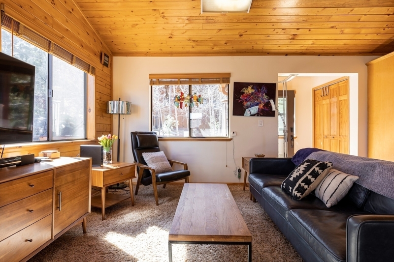 Serenity Retreat--Modern Mountain Cabin!
