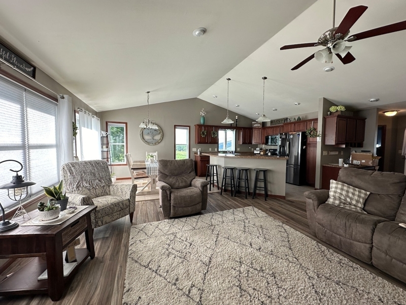 Cozy  3 Bedroom Townhouse With A Country View