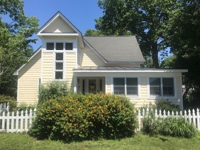 Listing photo
