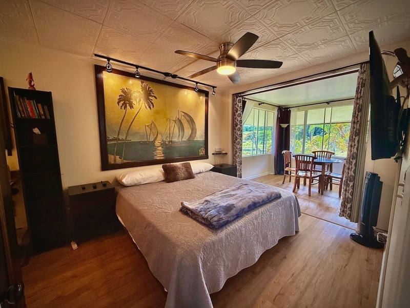 Completely Private Hilo Condo, Convenient Location