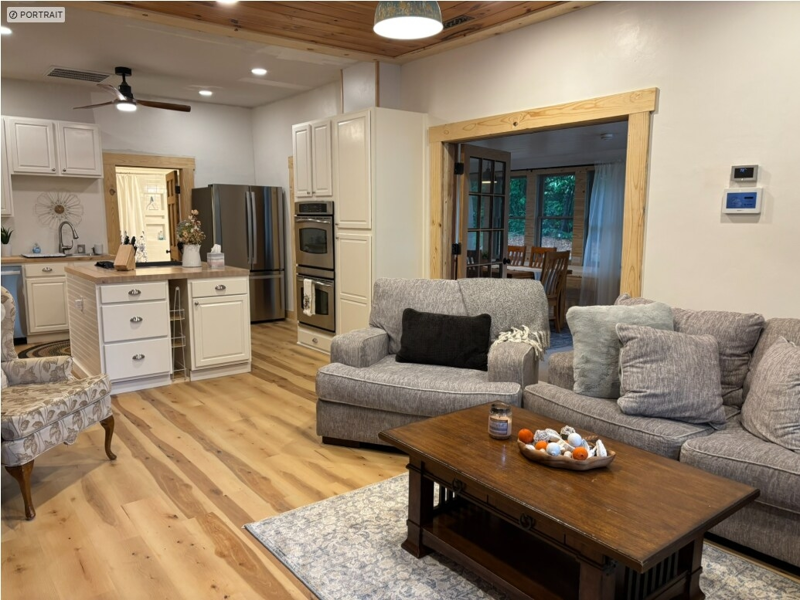 Listing photo