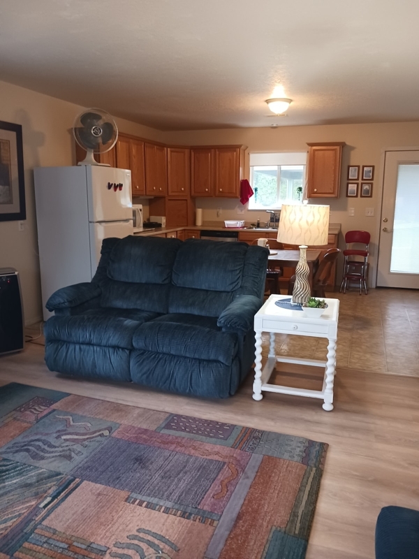 Private & Comfy Milwaukie Apt