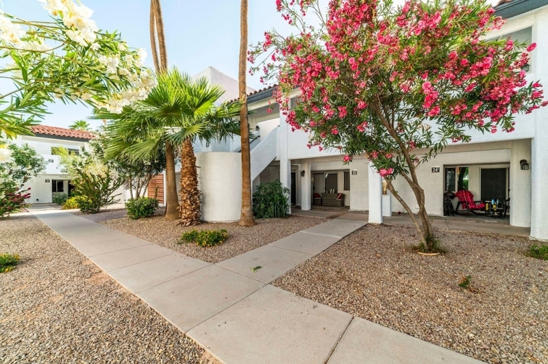 44A Modern Casa Grande large 1bd w heated pool 44A