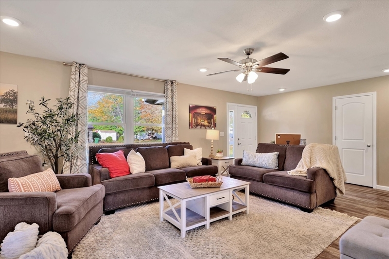 A family haven! Only 15 minutes from campus