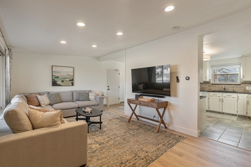 Utah Retreat: Dive into fun! Arcade Gameroom Pool