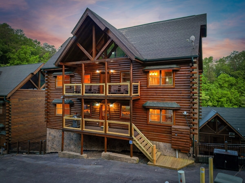 Lofty Lodge ~ Balconies*HotTubs*MediaRm*Multicade