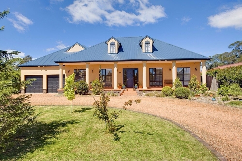 -Stately Bowral Designer Home