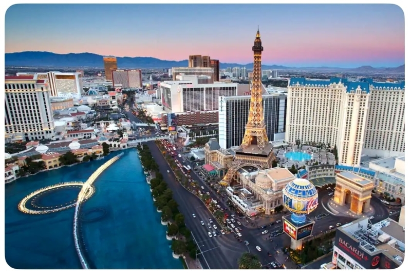 Entire home in the heart of Vegas