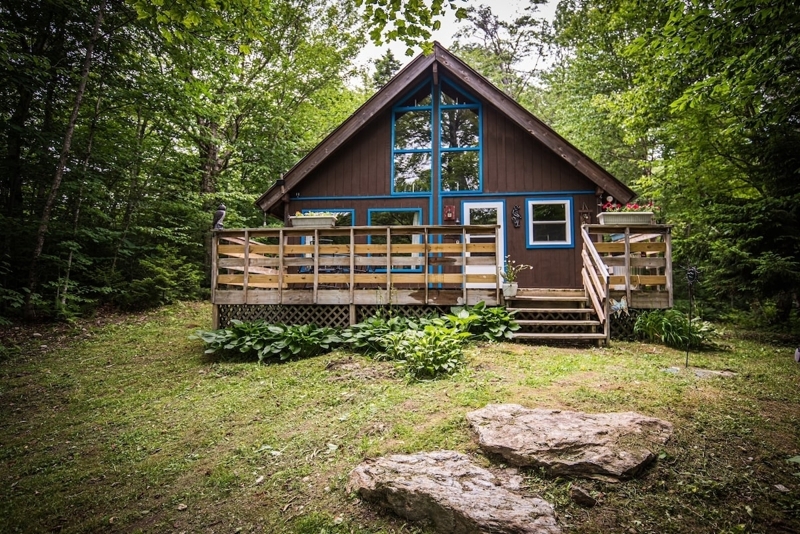 Cozy Vermont Chalet-  Nature, Comfort & Adventure
