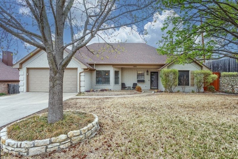 Listing photo