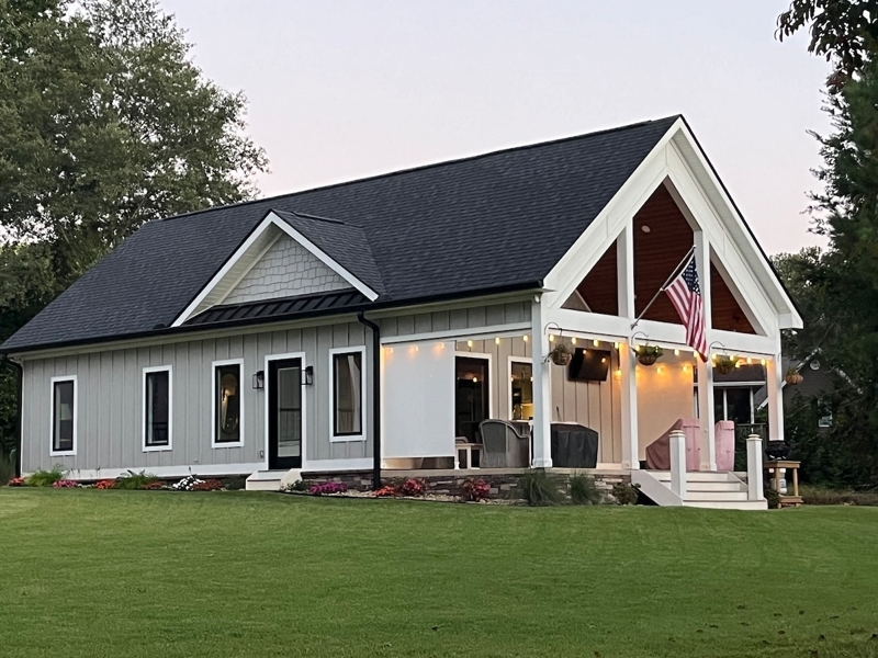 Charming Waterfront Guest House