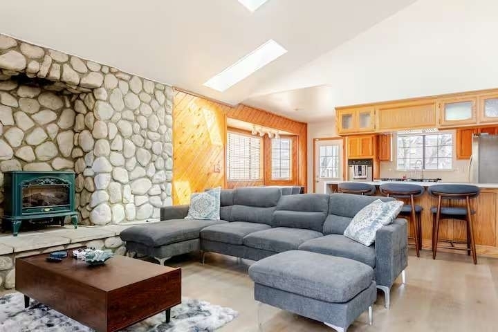 Listing photo