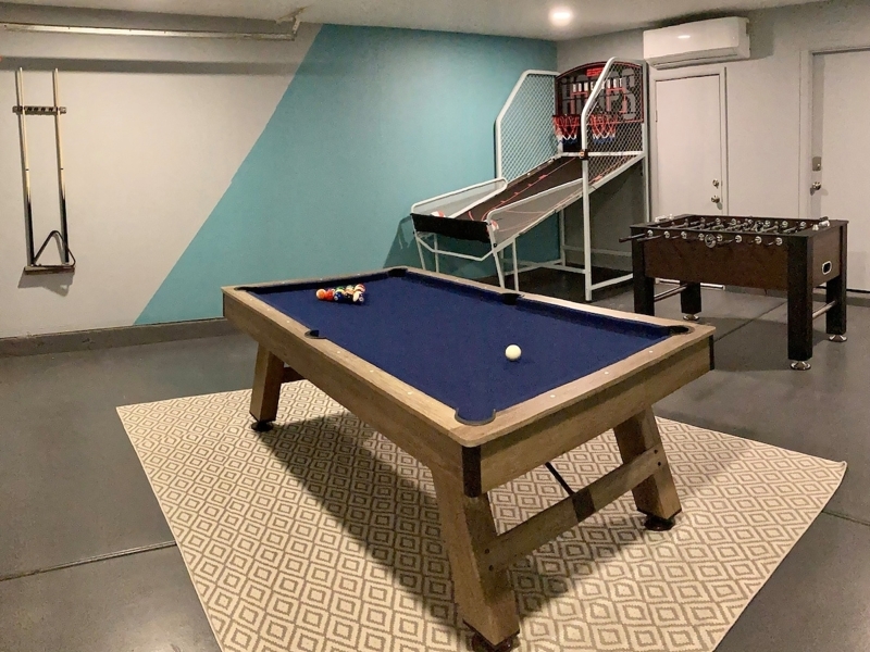Desert Manor - Game Room & Hot Tub!
