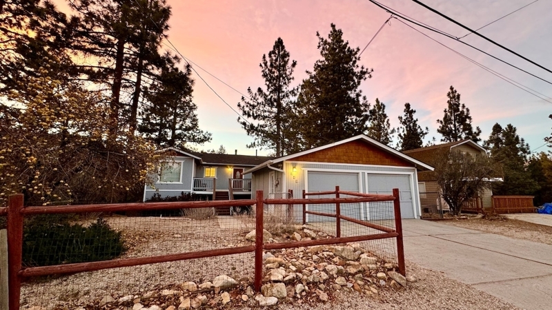 Big Bear Retreat | Epic Views • Hot Tub • Theater
