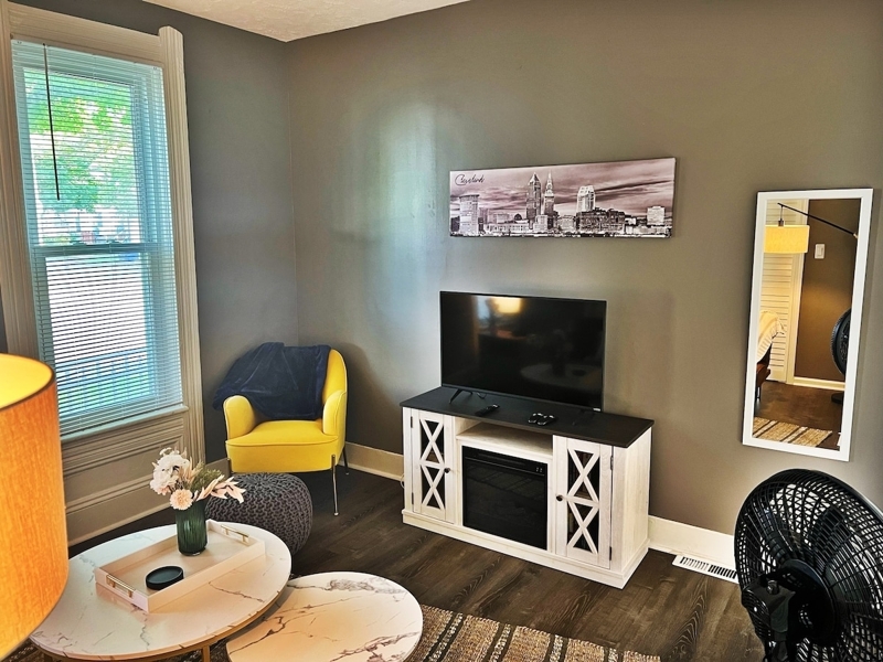 Cozy Apartment in Ohio City