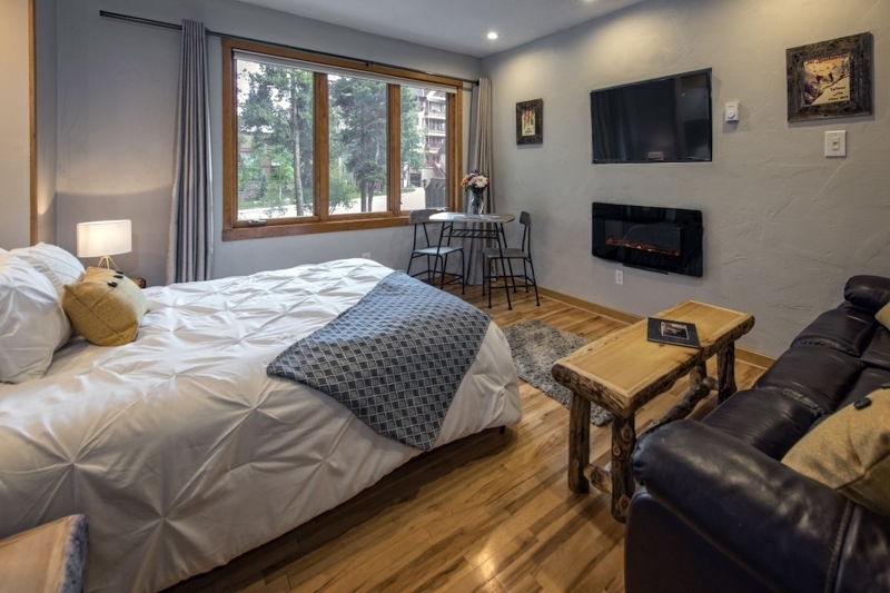 Ski-in/Ski-out | Walk to Main St - Premium Studio