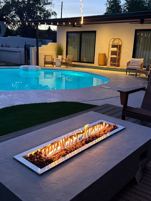NEW: Midtown Splash Pad—Pool, Hot Tub, Mini-Golf