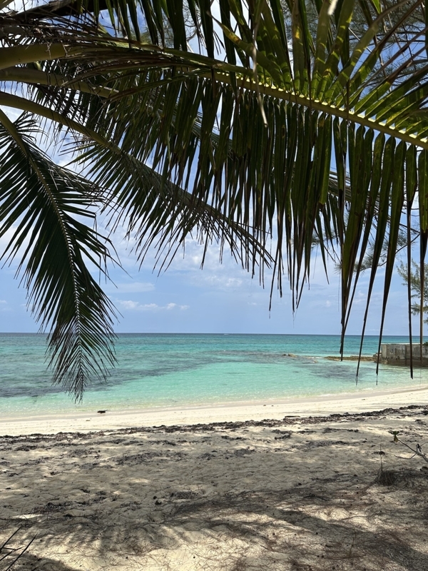 New Condo with Pool across street from Quiet Beach
