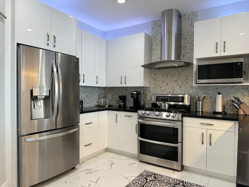 Single story LUX 2 BDR w/Pool