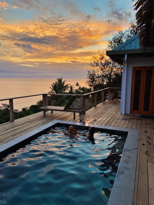 Oceanfront Villa nearby all famous surf breaks