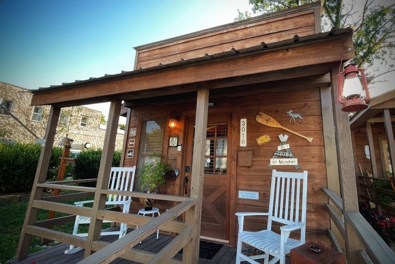 Adventure Awaits Downtown Jasper Tiny Cabin