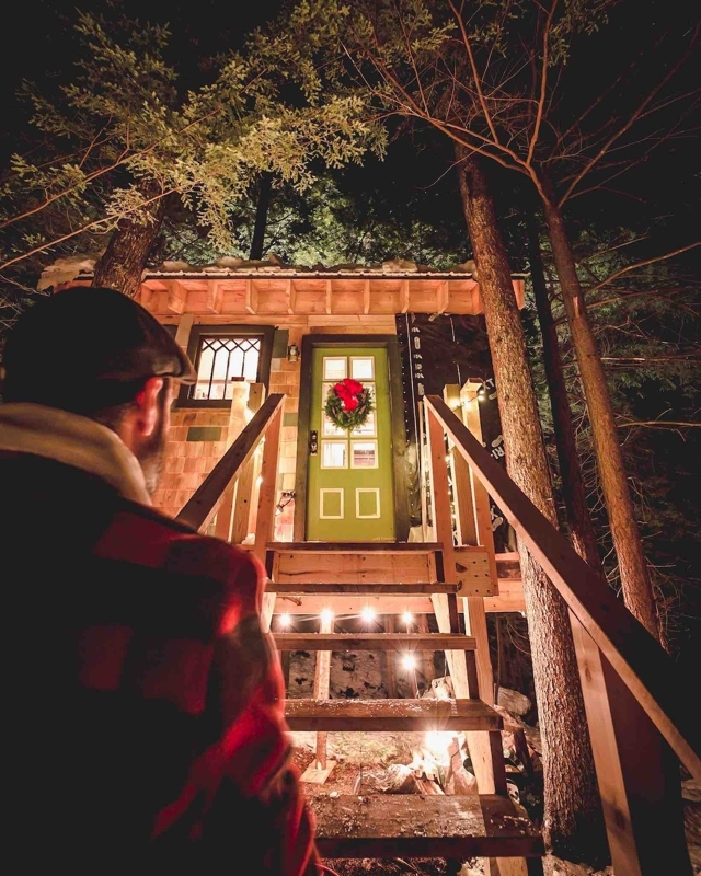 Cozy Treehouse with Sauna in the Woods with Stream