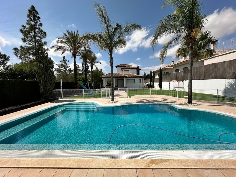 The House of the Palm Trees. A Family Paradise.