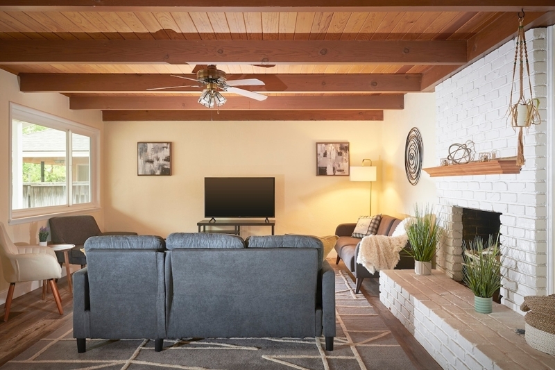Stylish & Remodeled 2HOMES | Pool | BBQ | A+ Loc.