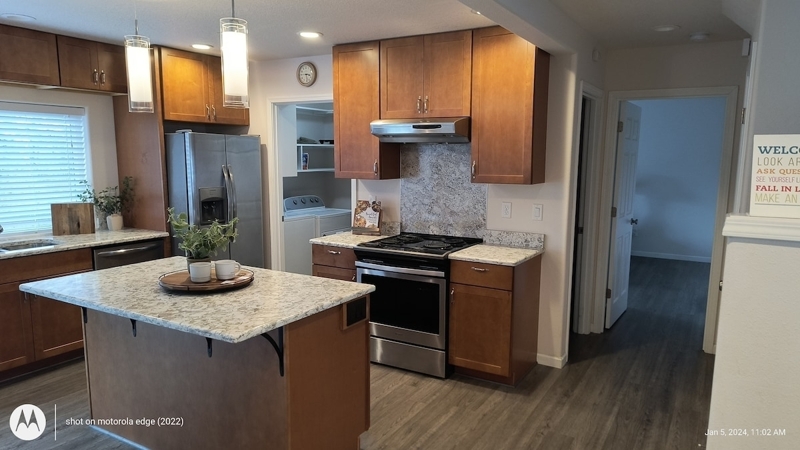 Rockaway Retreat Home for 6+ and pets