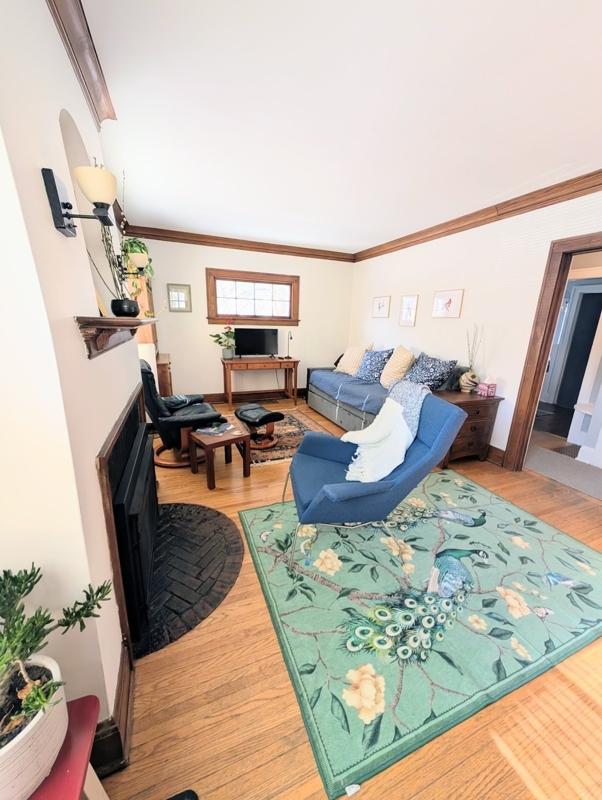 Cozy Craftsman Retreat~Nestled in Highland Park