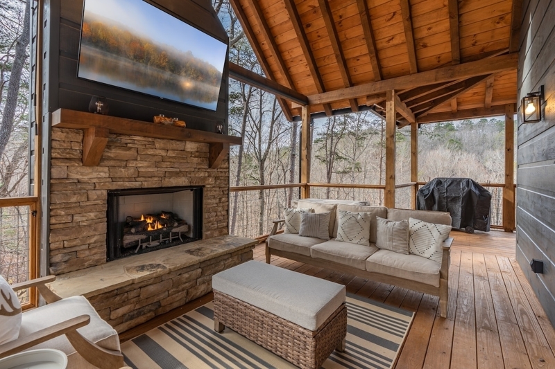 Hillside Hideaway