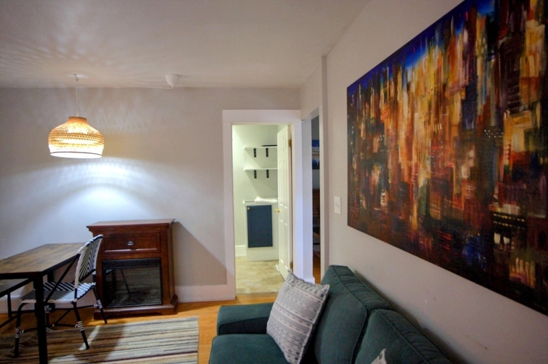 Evanston Garden Guest House