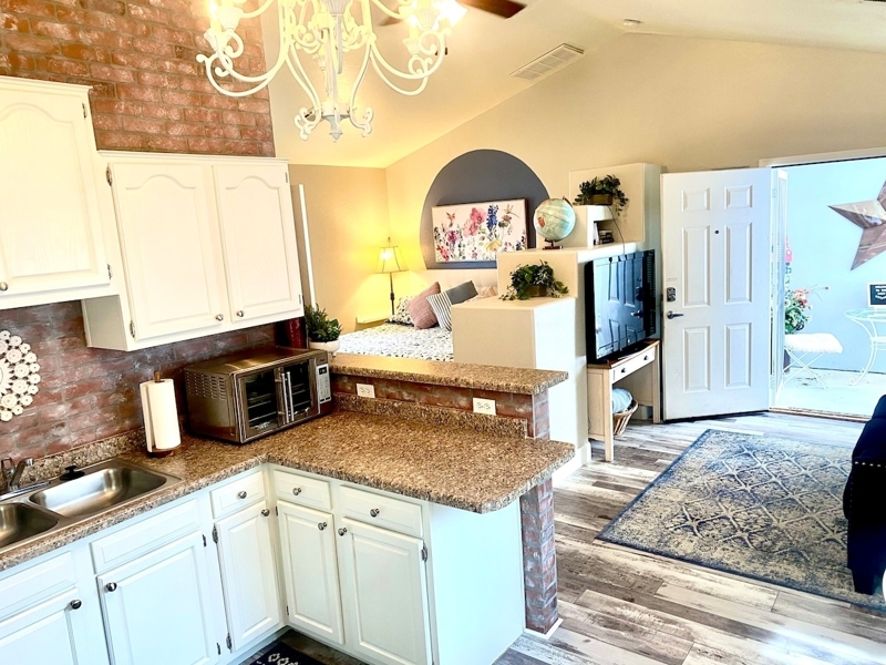 Private Cozy Cottage in Gilbert. Close to it all!