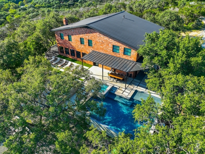 The River Road Retreat