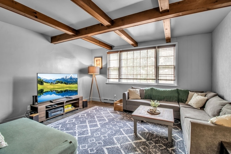 Entire Home with Game Room