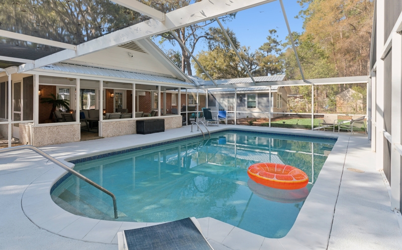 Kendall Cottage~Heated pool~Marsh trails~Bikes~