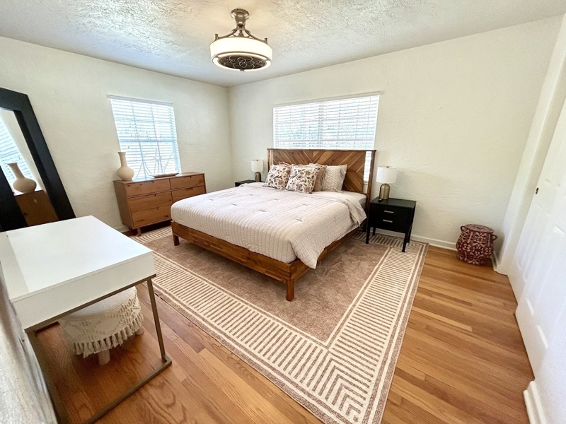 Bright & Cozy 3BR Retreat with Timeless Charm