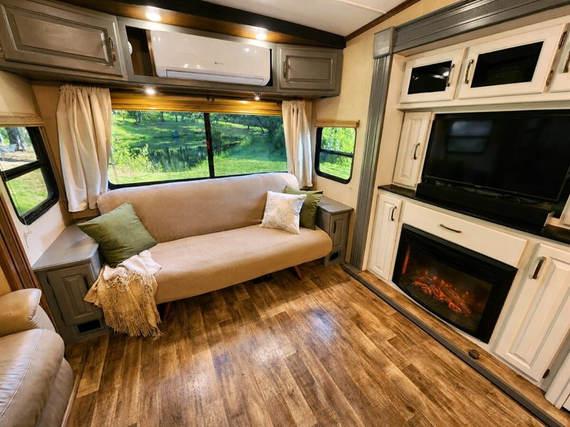 Listing photo