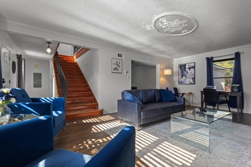 Historic 5BR | Soaking Tub | Fire Pit | Balcony